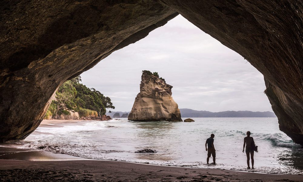 Tourists At Cathedral Cove Coromandel Peninsulalittle Green Tours Nz